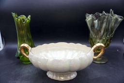 Lot os 3, Decorative bowl and vases