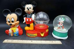 Lot of 8 Mickey Mouse assortment