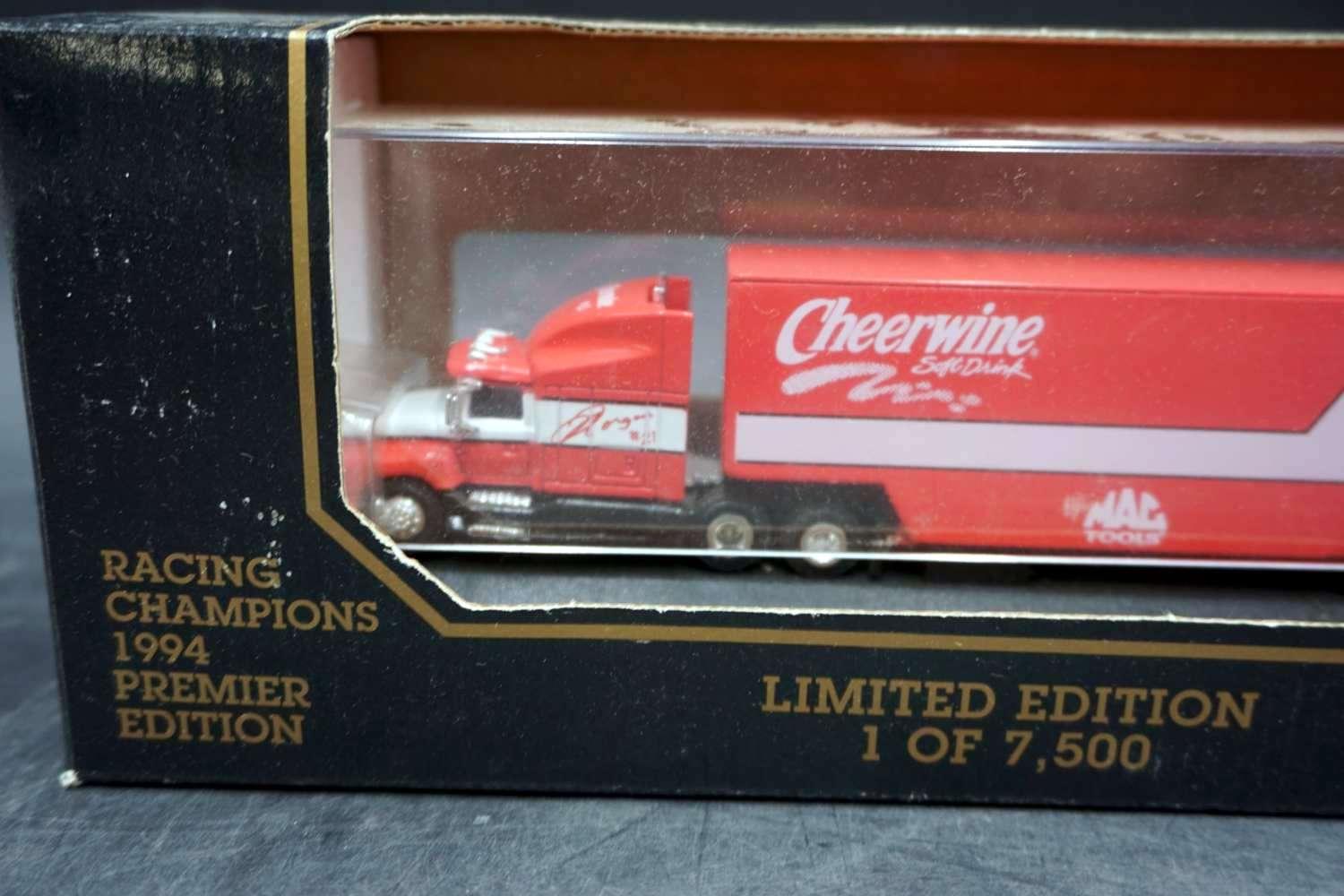 Racing Champions, Transporter, 1/87