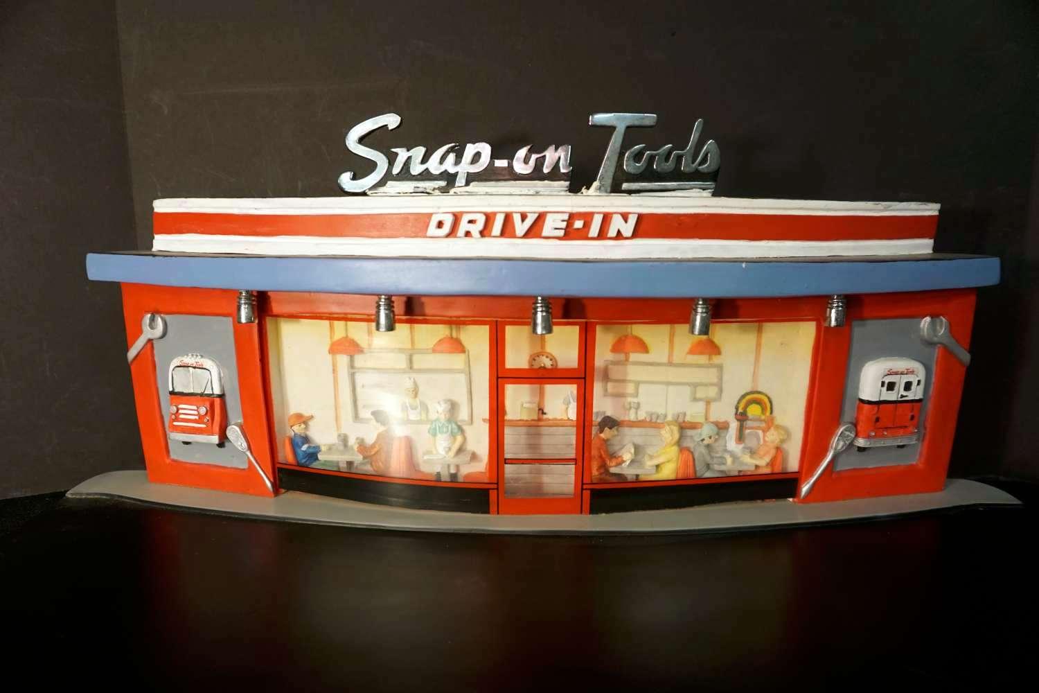 Snap-On Drive In Display Set