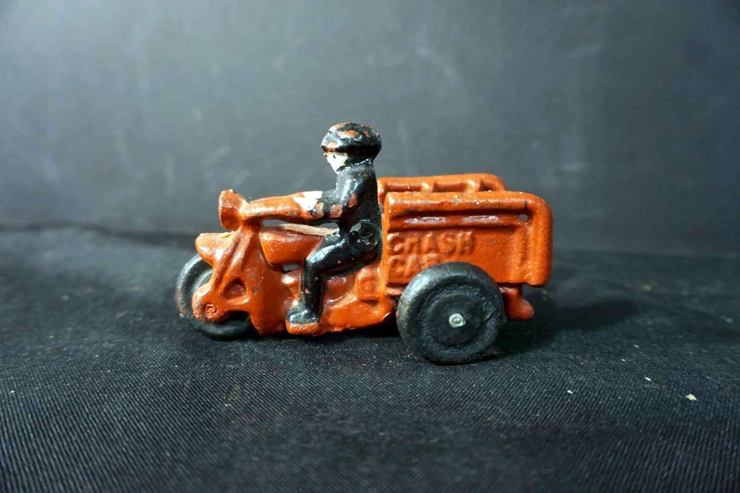 Crash Car Cast Iron Trike