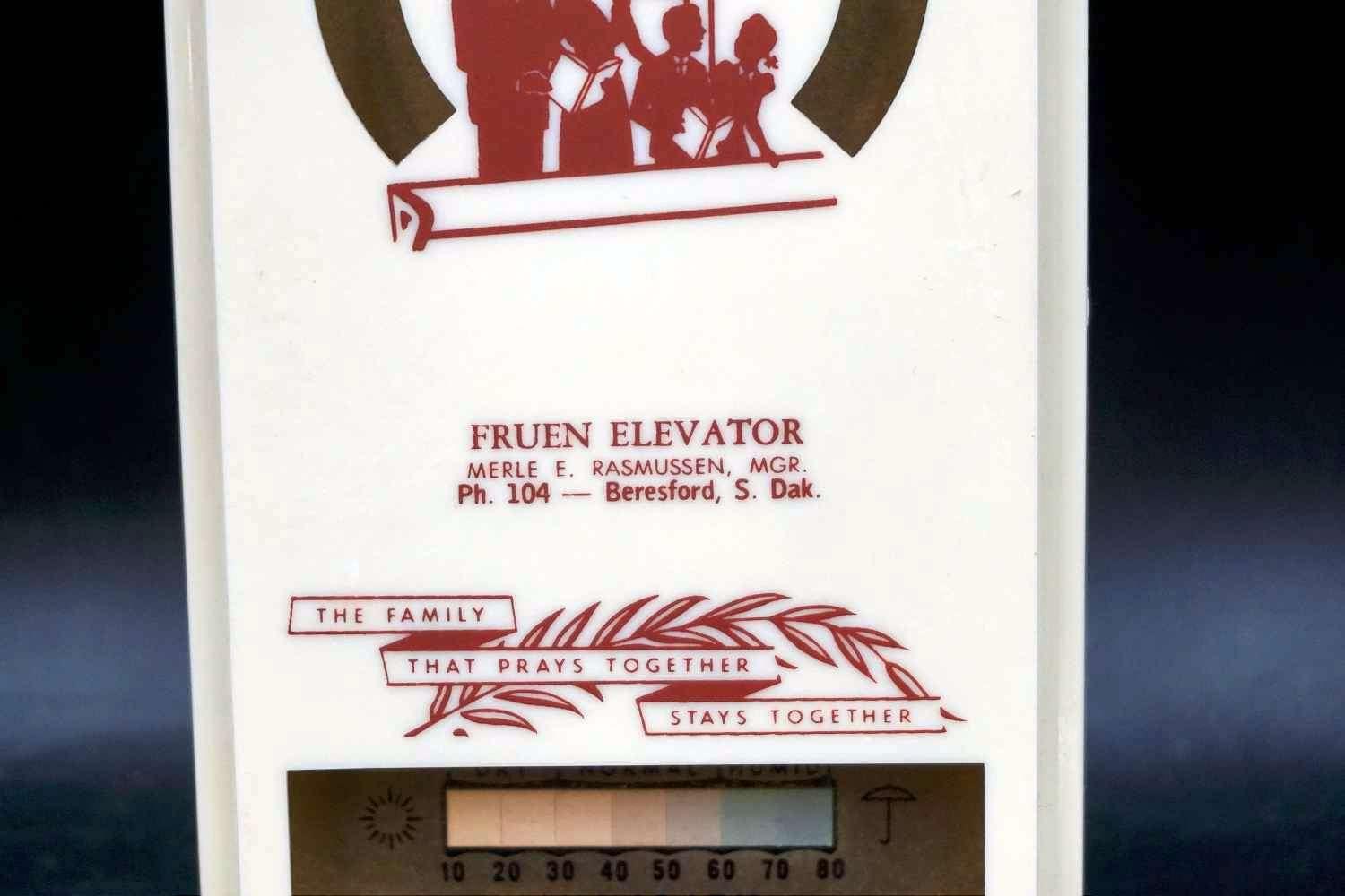 Beresford, South Dakota advertising thermometer.