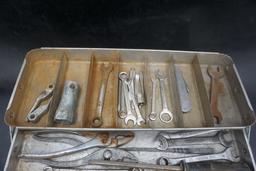 Metal Toolbox w/ Assortment of Tools
