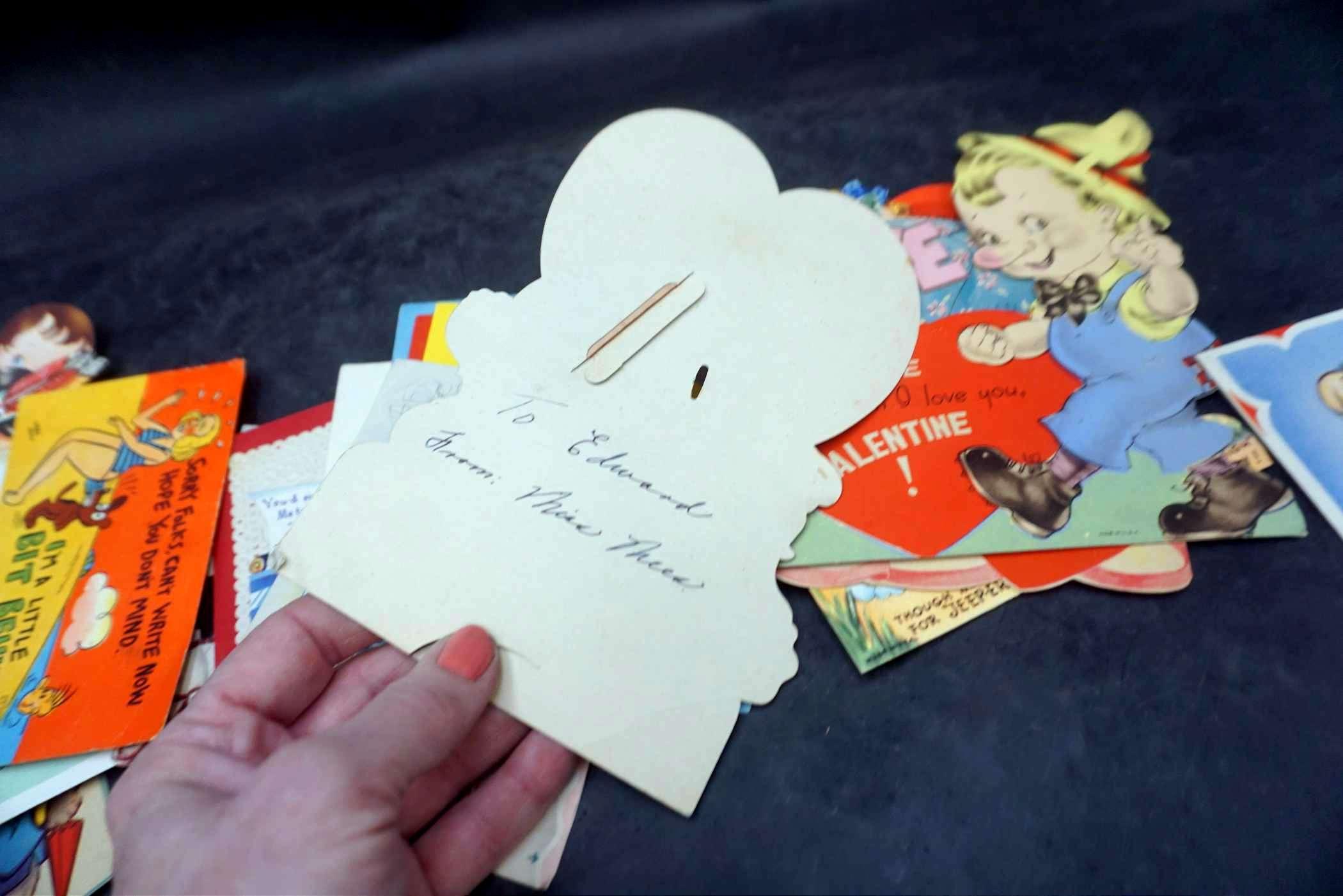 Valentine's Day Cards & Postcards