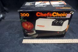 Chef's Choice Diamond Hone Sharpener 300 Model
