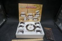 12 Pc. Cup & Saucer Set