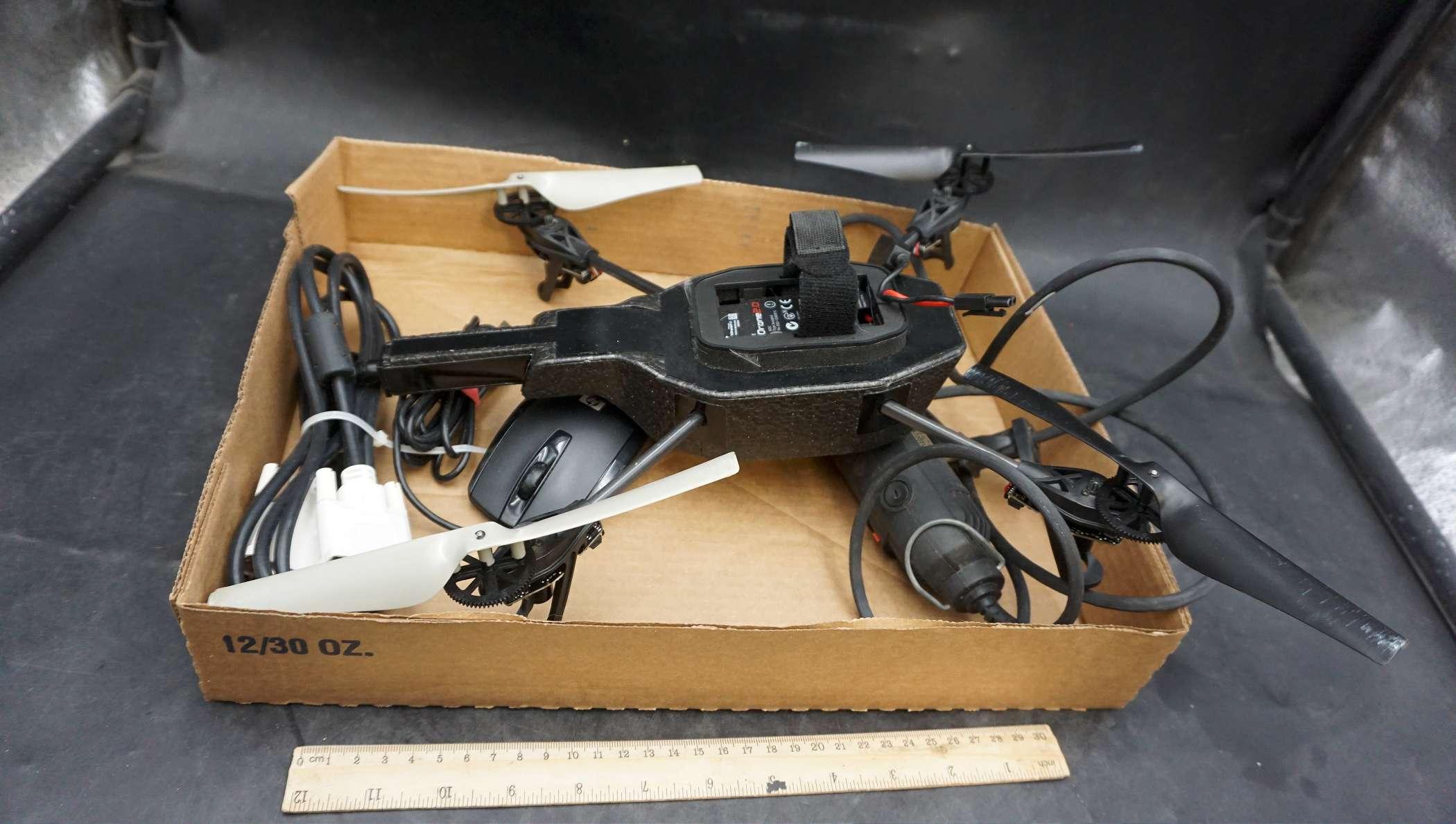 Parrot A.R. Drone 2.0 & Mouse