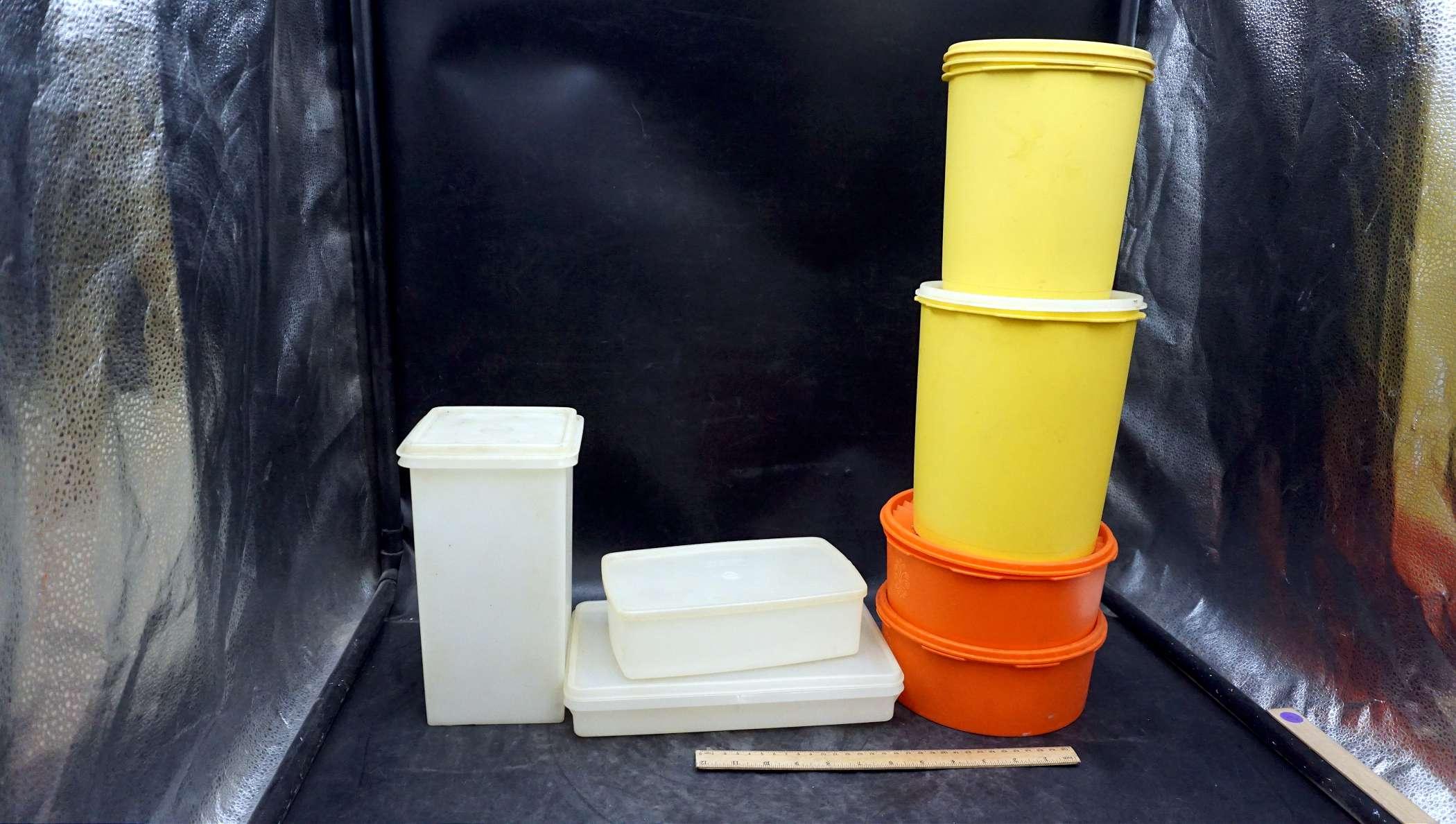 Assorted Tupperware Containers