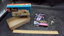 Revell Highway Pioneers Quick Construction Kit (Box Only), Bill & Ted's Excellent Adventure & Guard
