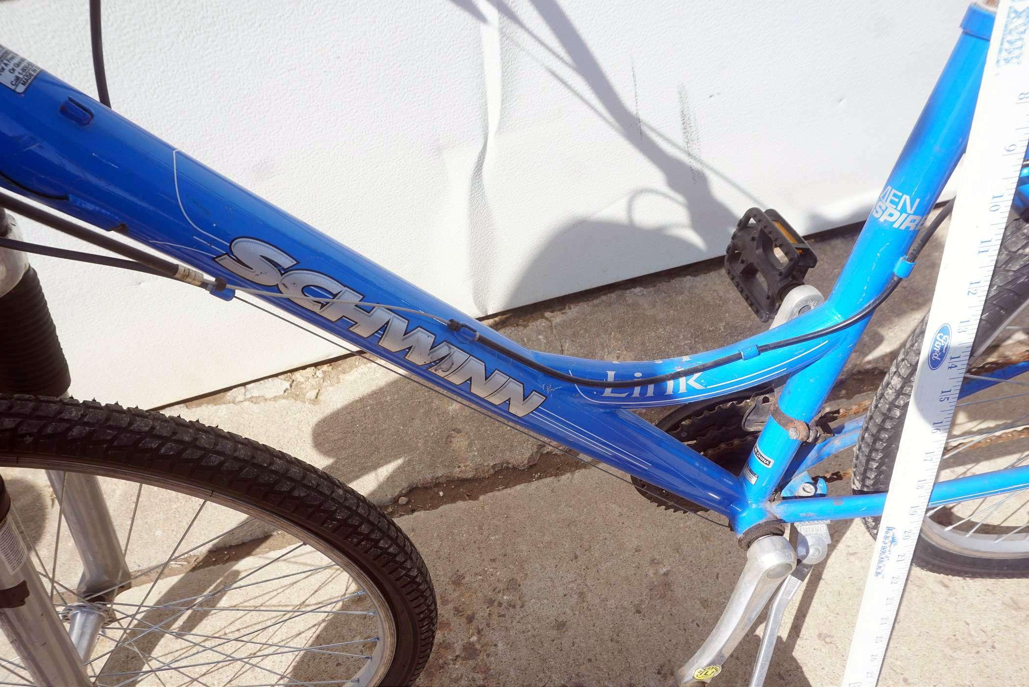 Blue Schwinn Link 21 Speed Bike (tires needs tlc)