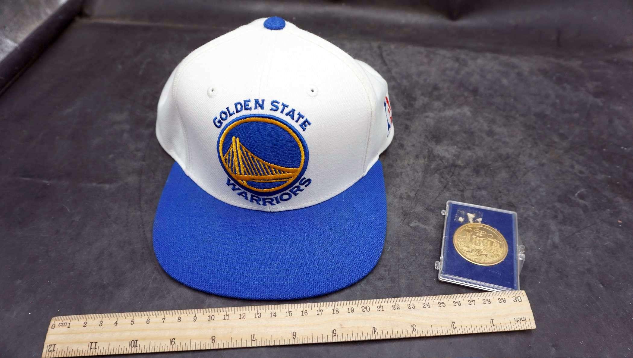 Golden State Warriors Cap & Token