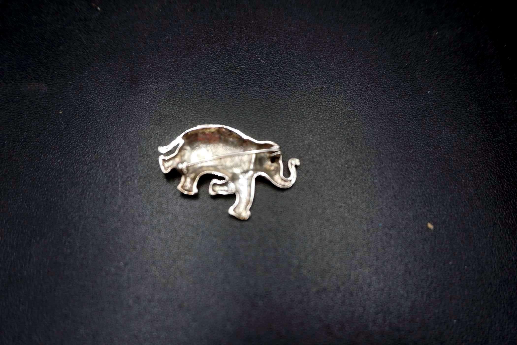 Sterling Silver Elephant Pin