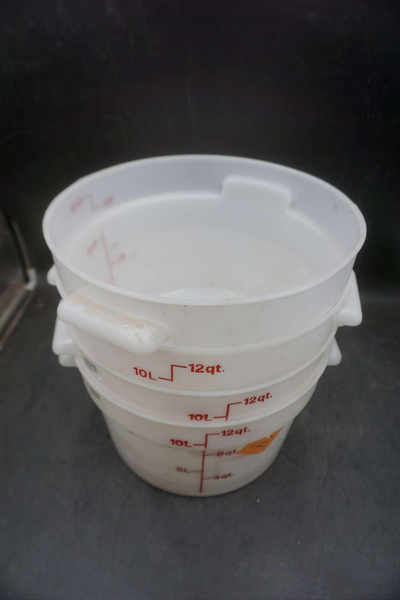 4 - Large Mixing Buckets