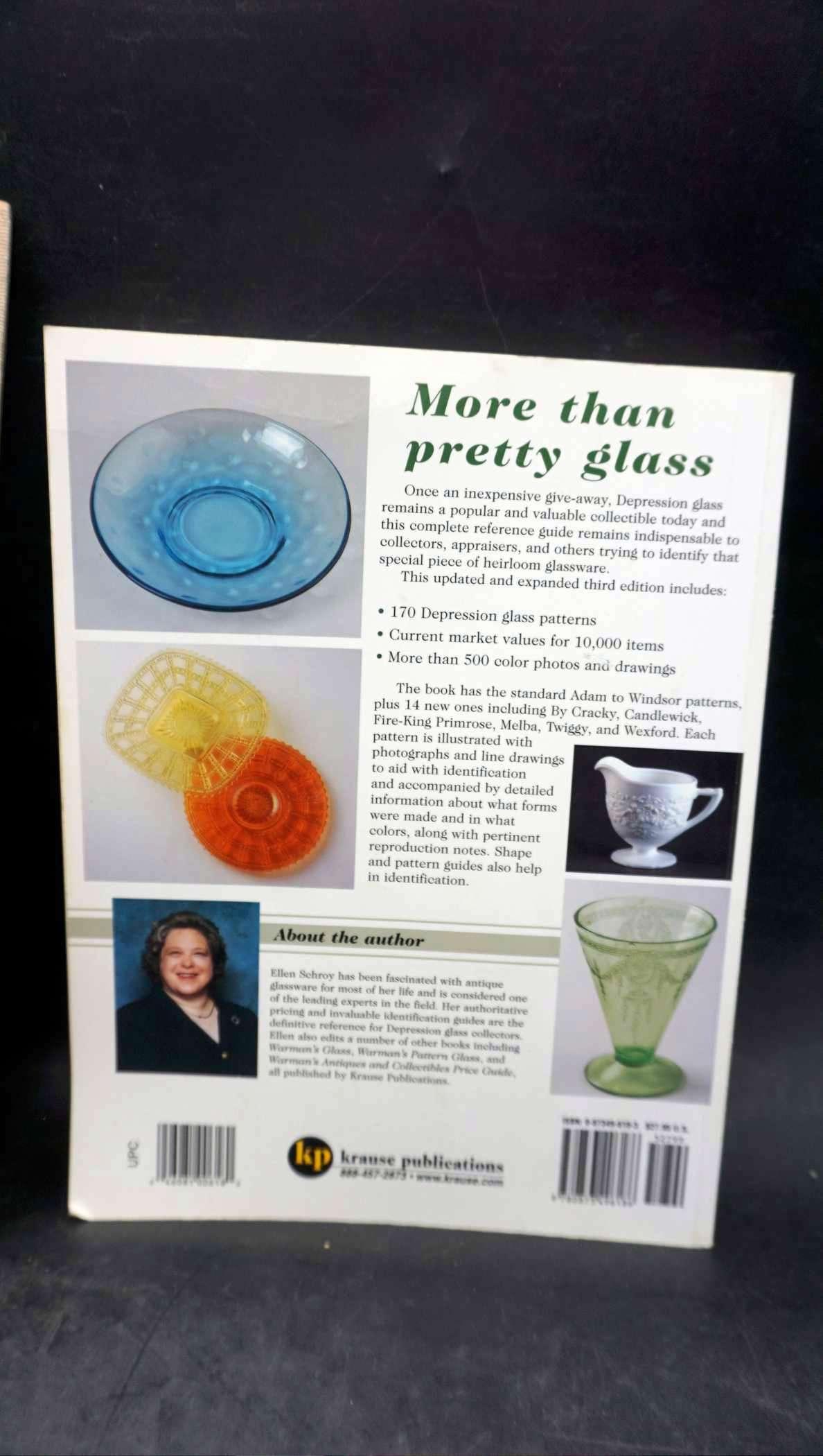 4  Books - Depression Glass, Bedroom & Bathroom Glass, Collectible Glass