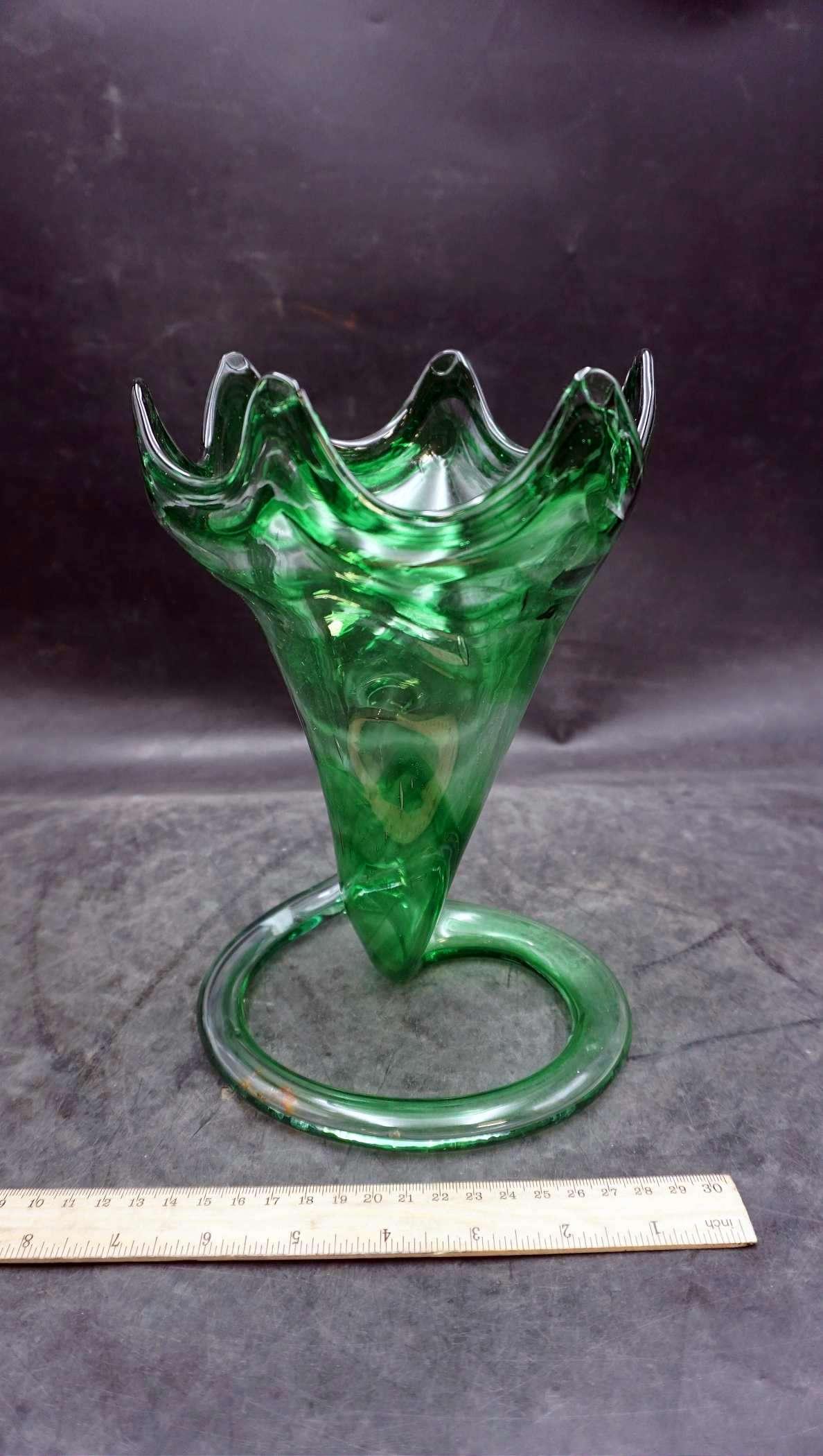 Art Stretch Glass Vase