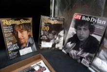 Bob Dylan - 2 Books, 4 Magazines & 1 Postcard