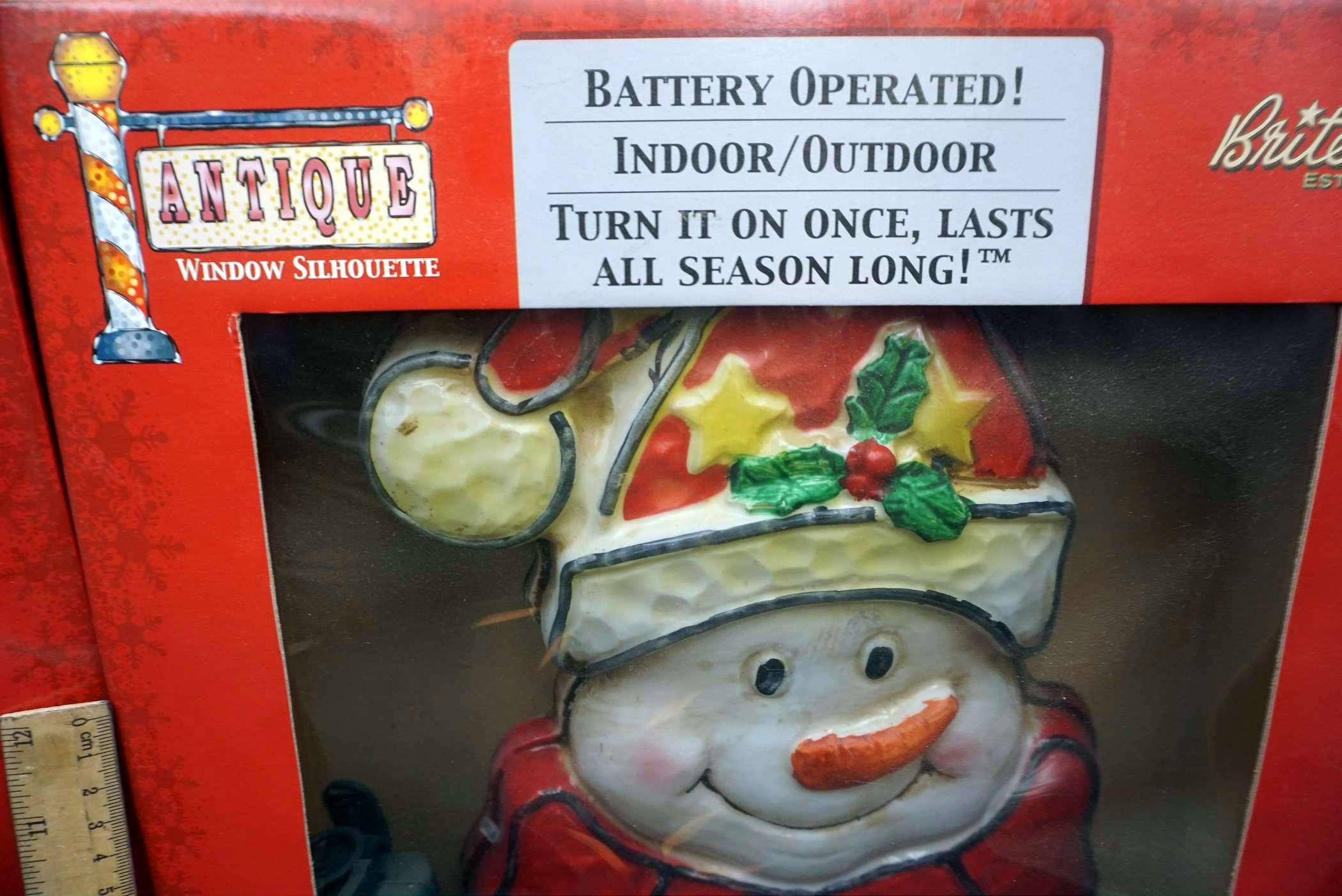 Battery Operated Indoor/Outdoor Star & Snowman