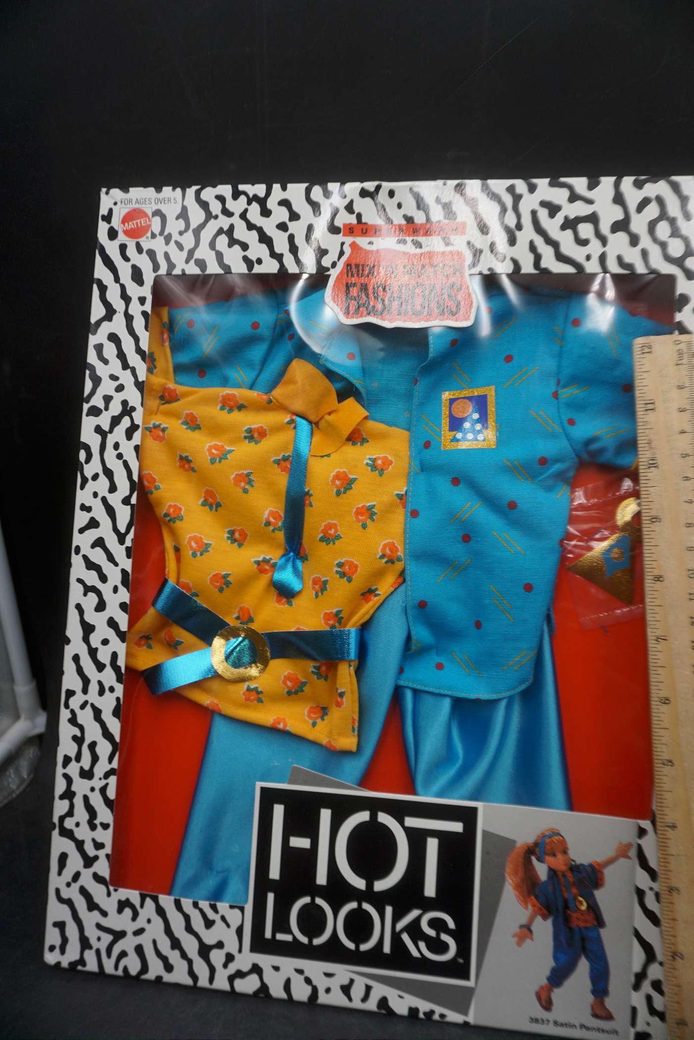 2 - Hot Looks Dolls Clothes