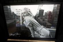 Framed Marilyn Monroe Poster Picture