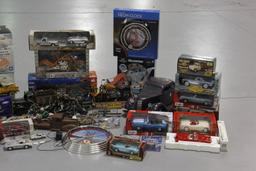 Diecast Cars, Clocks, Lamps & Replica Toys