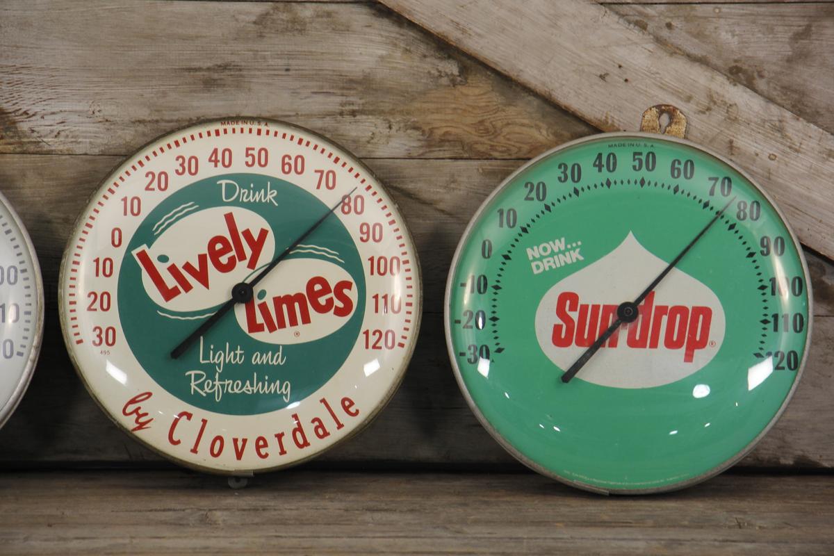 Lot of 3 NuGrape Lively Limes and Sundrop Thermometers