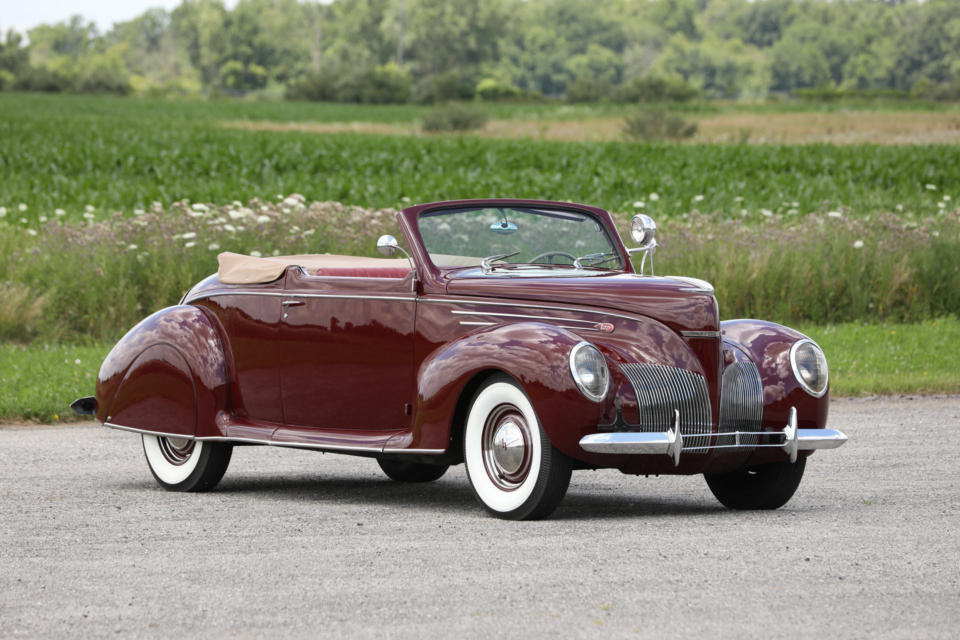 1939 Lincoln Zephyr Convertible Coupe