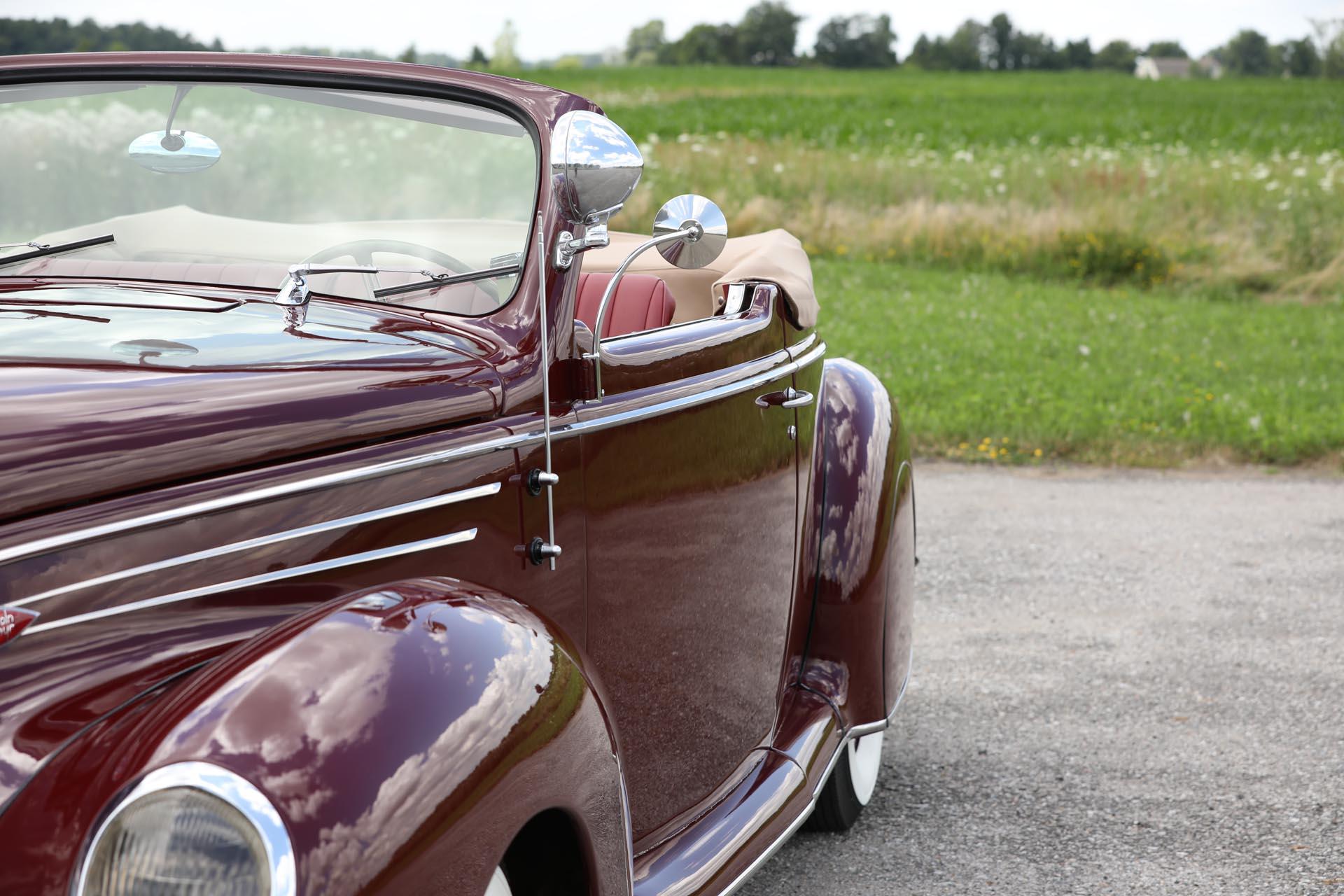 1939 Lincoln Zephyr Convertible Coupe