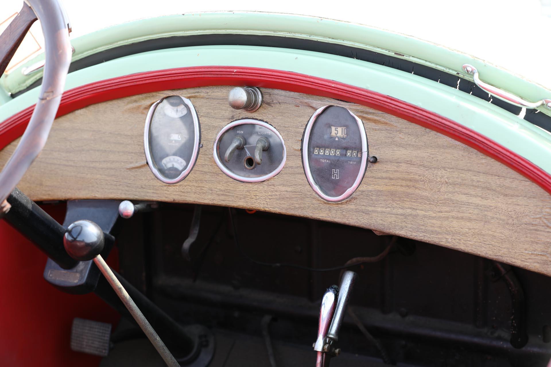 1925 Hupmobile E-1 Boattail Roadster