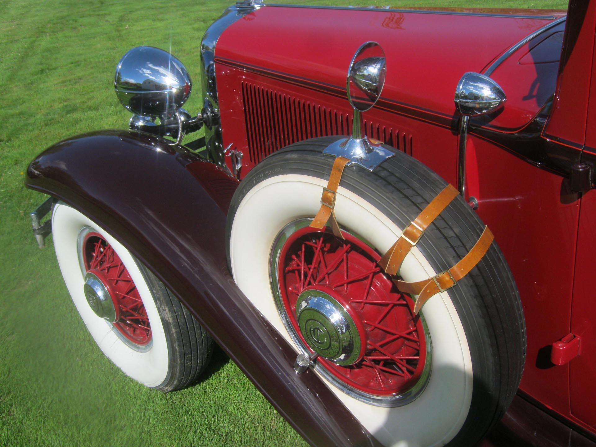 1931 Chrysler  Deluxe CD Touring Sedan