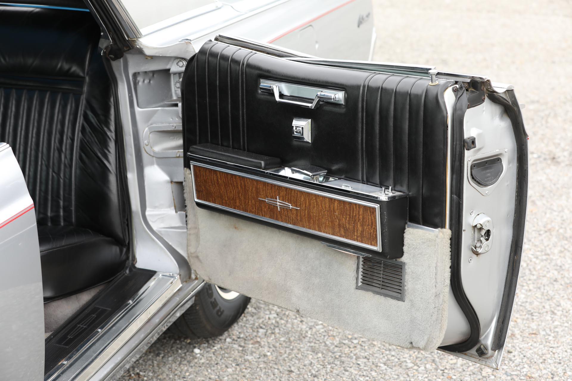 1967 Lincoln Continental Lehmann-Peterson Limousine