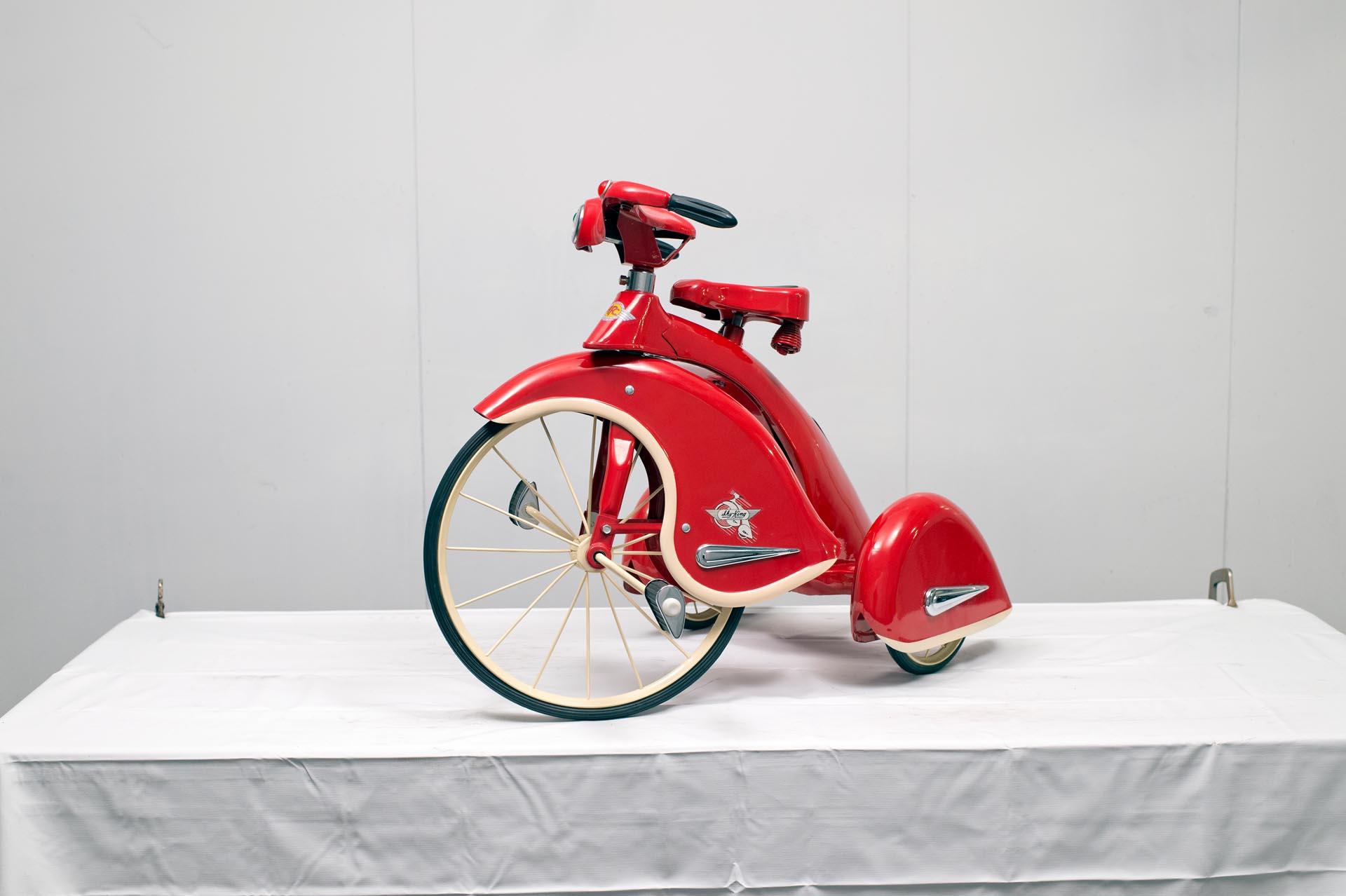 Streamline Tricycle w/Solid Tires, Pedal to Front