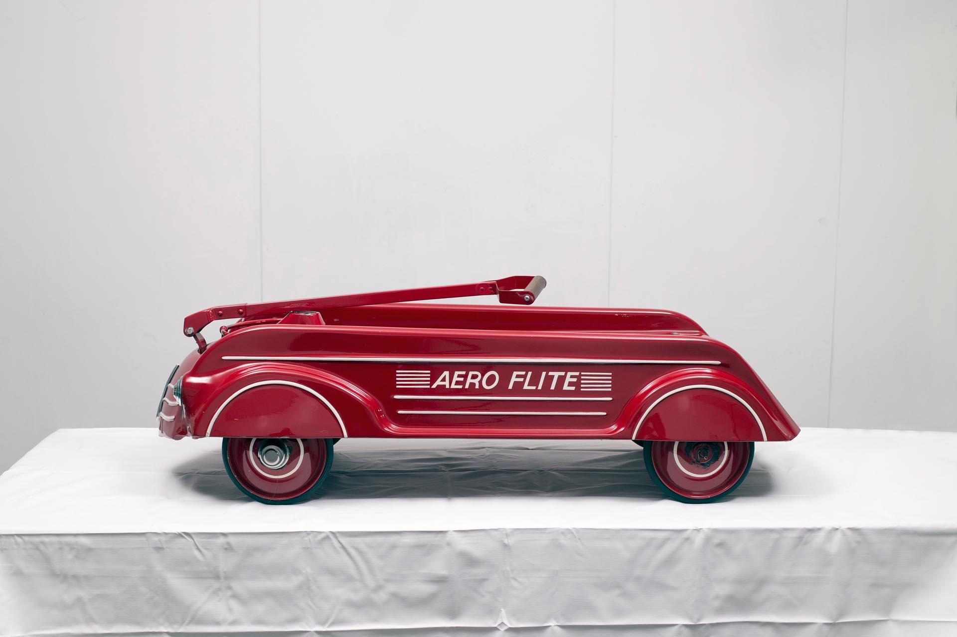 Aero Flite Retro Wagon