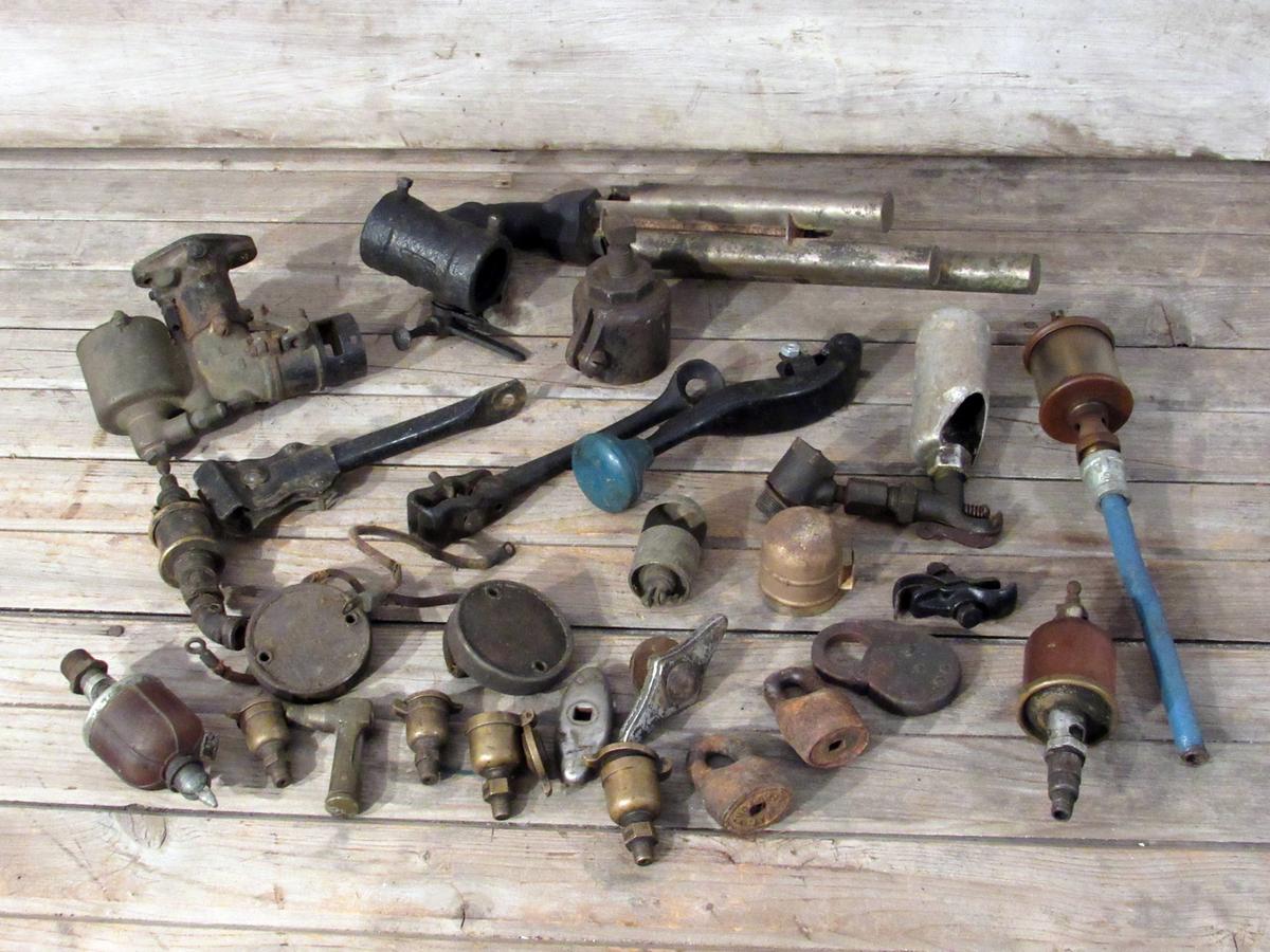 Vintage Small Engine Parts