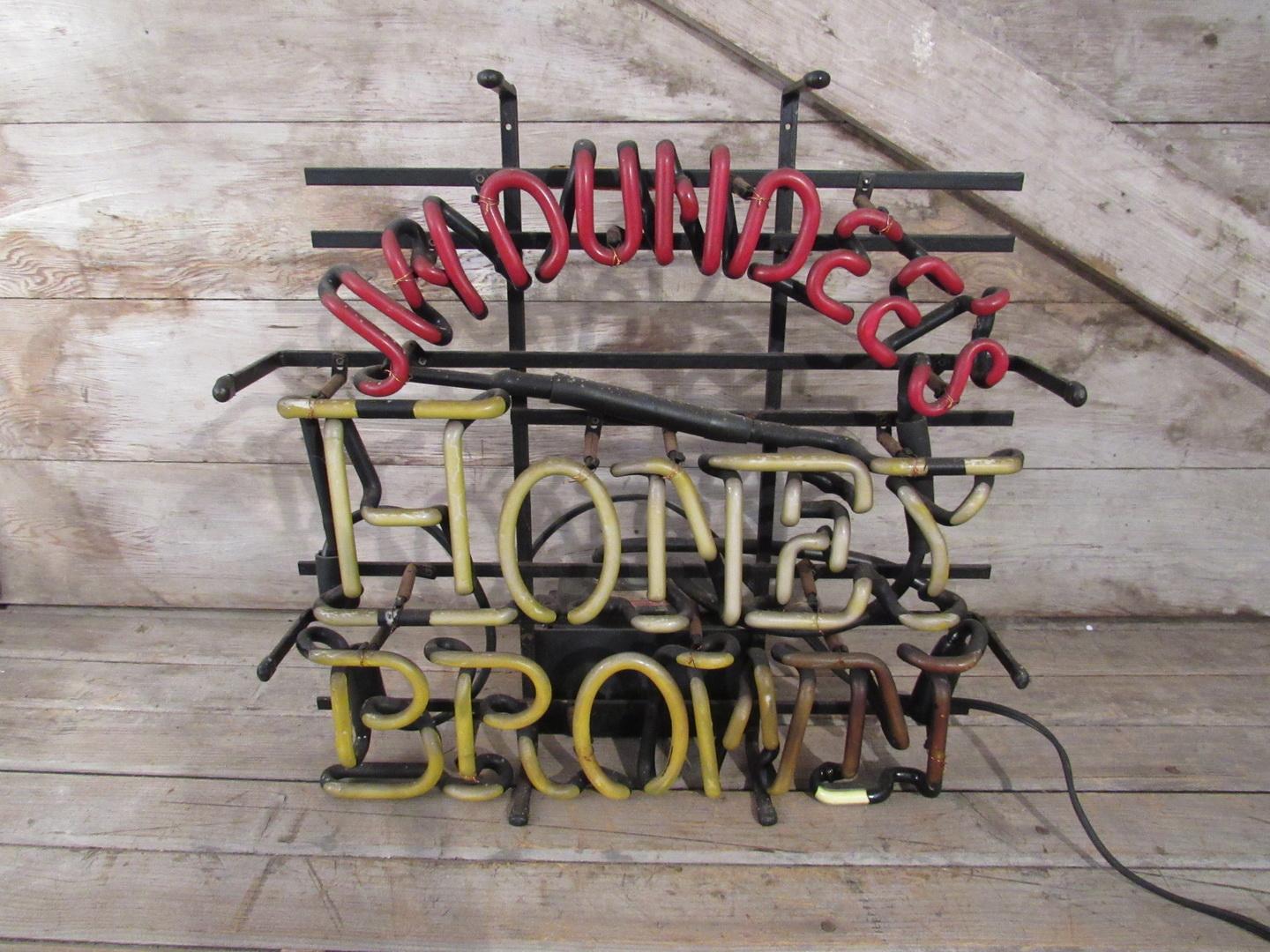 Vintage Jim Dundees Honey Brown Beer Lighted Neon Sign