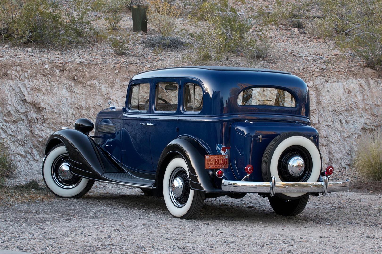 1934 Pontiac 603 Sedan