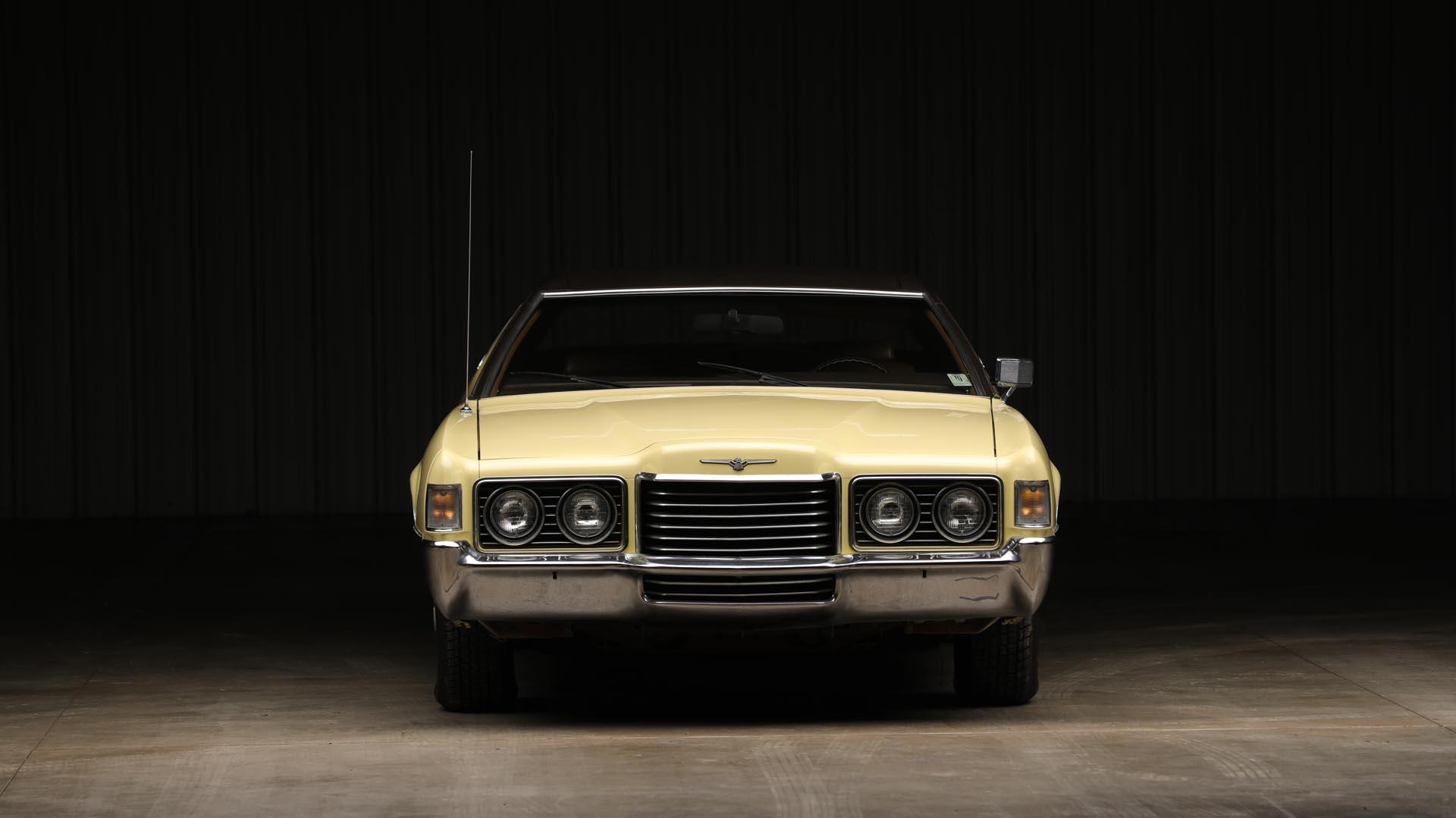 1972 Ford Thunderbird Landau Hardtop