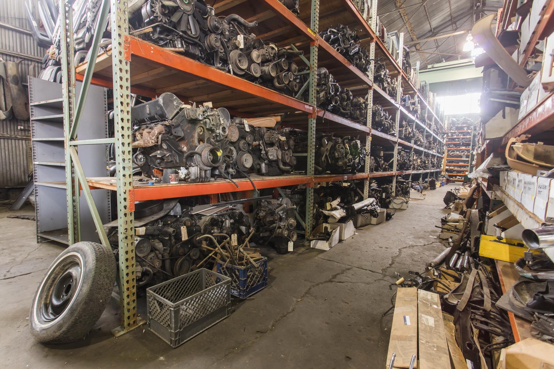 A Lifelong Collection of Expertly Curated Mercedes-Benz Parts from the 1950s to 2000s - One Lot