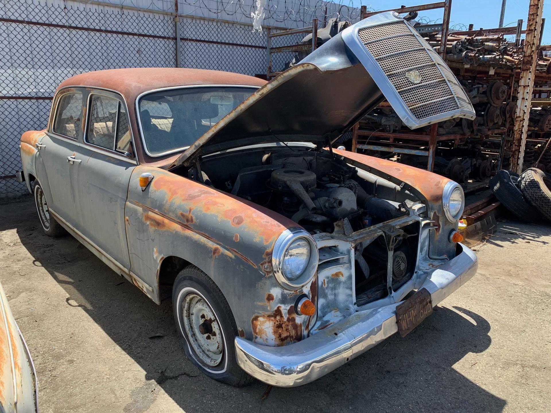 1961 Mercedes-Benz 190 Ponton Sedan