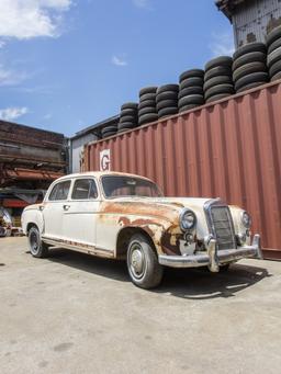 1958 Mercedes-Benz 220S Ponton Sedan