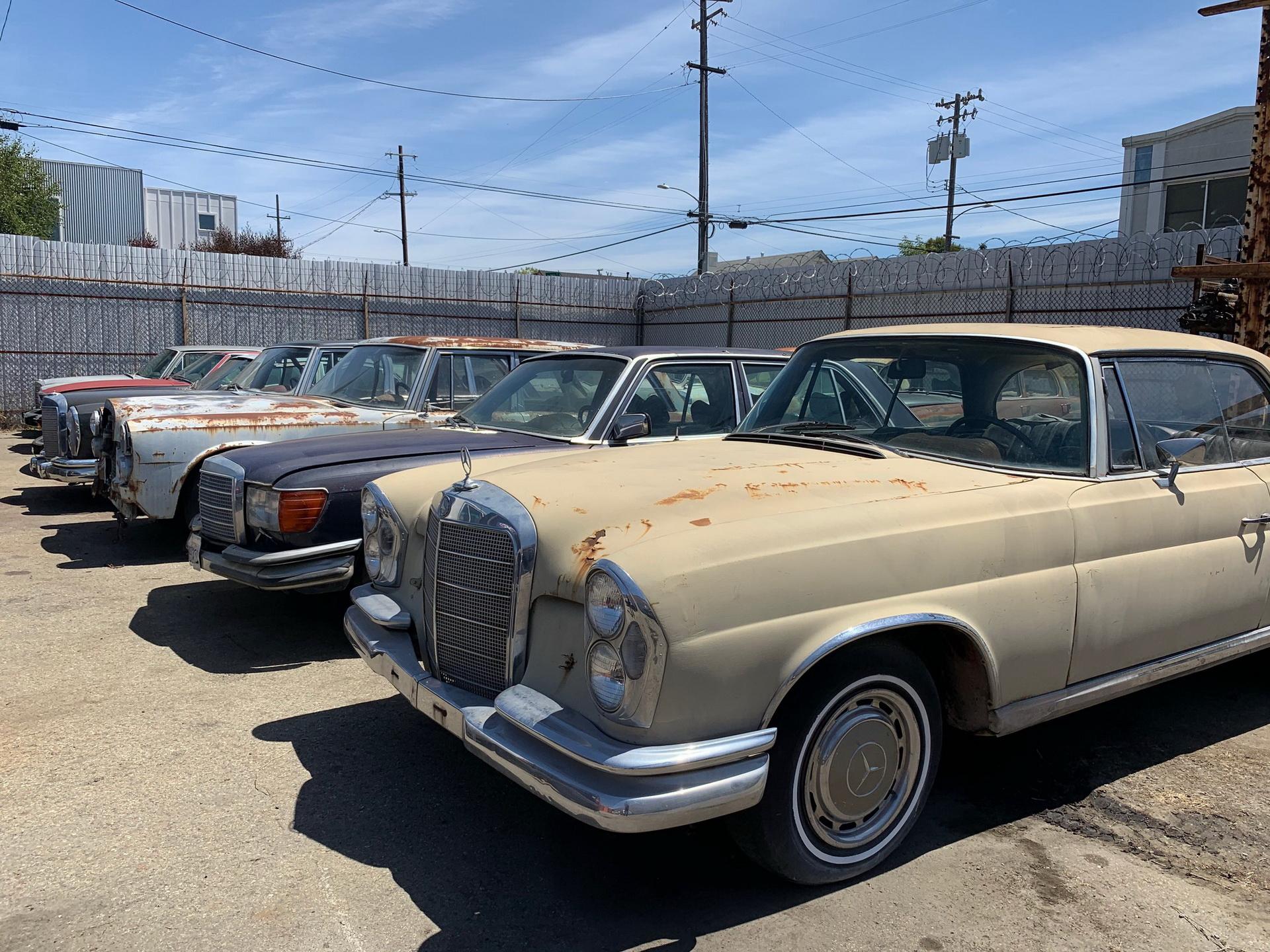 1966 Mercedes-Benz 250SE Coupe