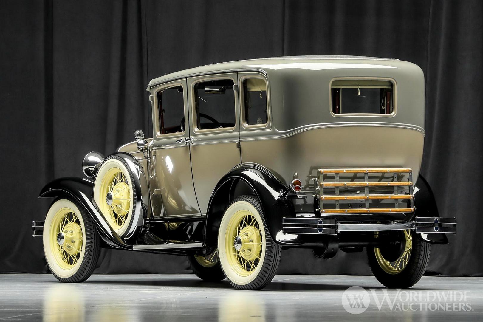 1930 Ford Model A Town Sedan