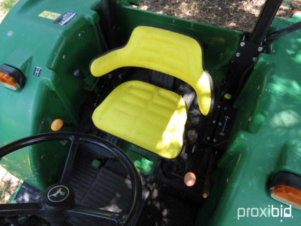 John Deere 5055 E Tractor