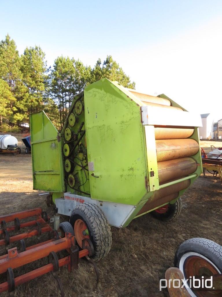 CLASS 62 hay baler