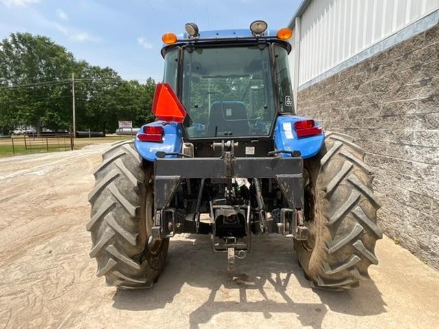 NH TD5050 Tractor w/ 825 TL Loader