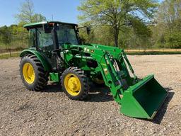 JOHN DEERE 5075E Tractor w/ Loader