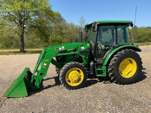 JOHN DEERE 5075E Tractor w/ Loader