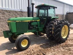 JOHN DEERE 4840 Tractor