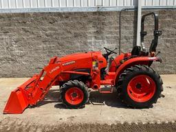 Kubota L3901 Tractor w/ loader