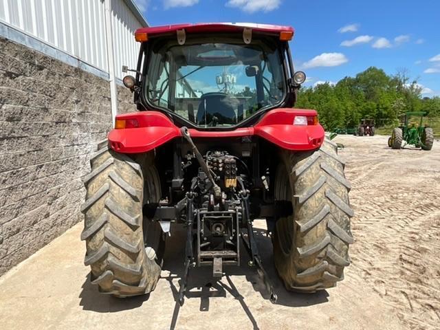 CASE IH MXU115 Tractor