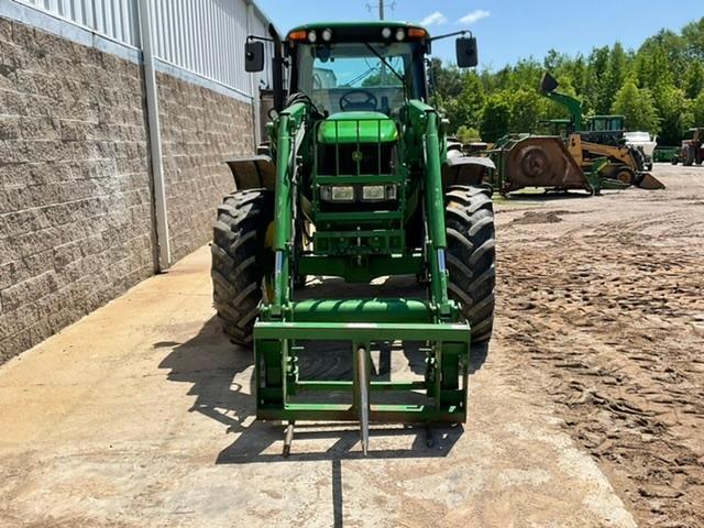 John Deere 7520 Tractor W/ JD 741 Loader